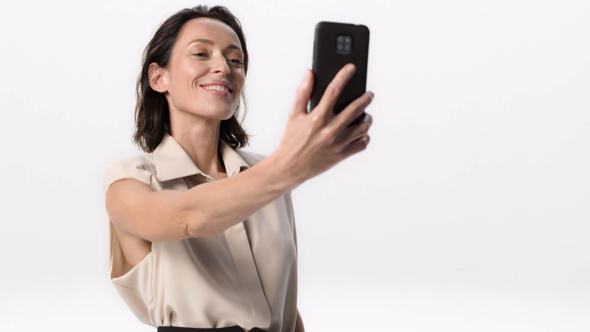 how-to-use-hyaluronic-acid-skincare-on-your-wrinkles