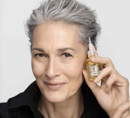 face-serums-menopause